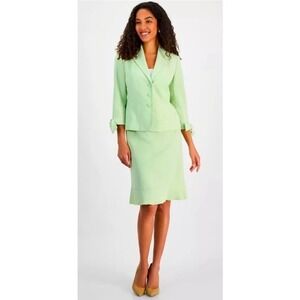 Le Suit Womens 18 Celery Green 2 Piece Skirt Suit Set Tie Sleeve Ruffle Hem NEW